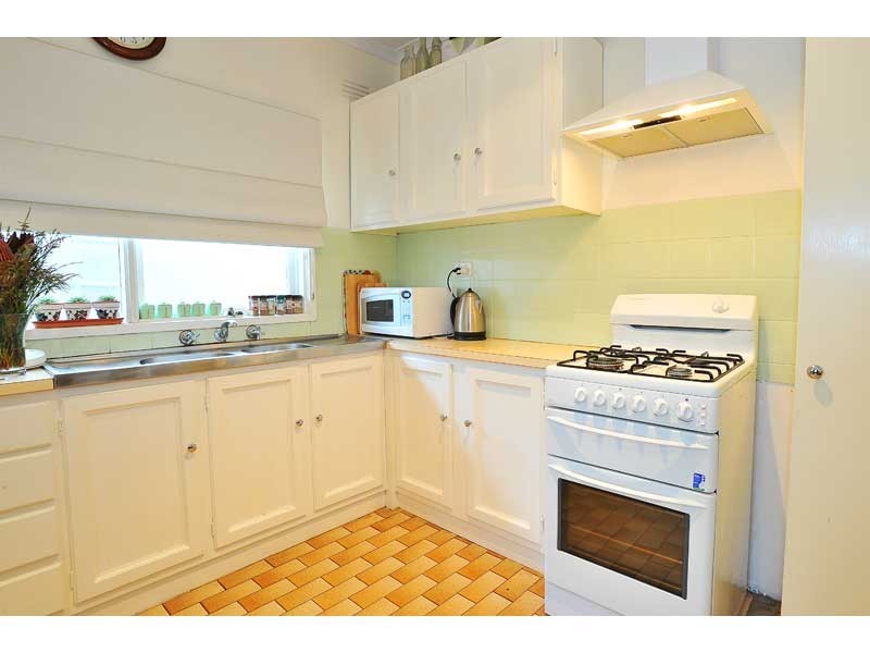 6/28 Peel Street, Newport VIC 3015