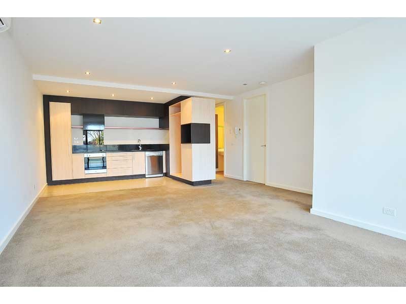 17/8 Crefden Street, Maidstone VIC 3012