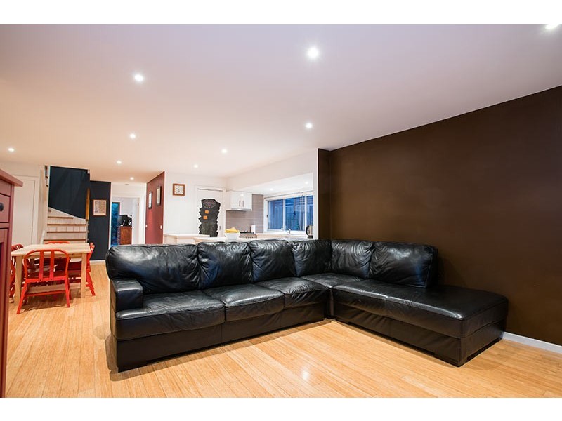 20 Empress Avenue, Kingsville VIC 3012