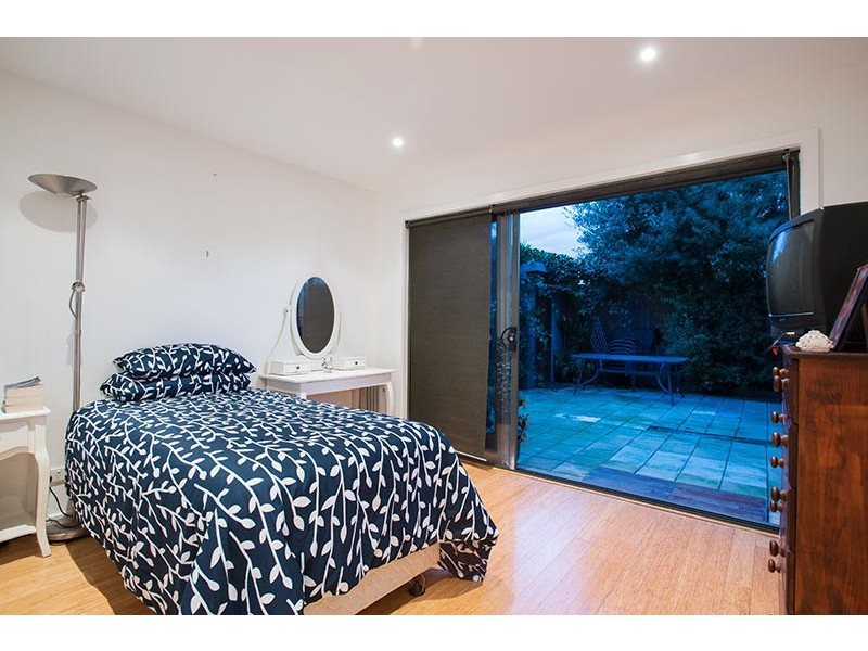 20 Empress Avenue, Kingsville VIC 3012