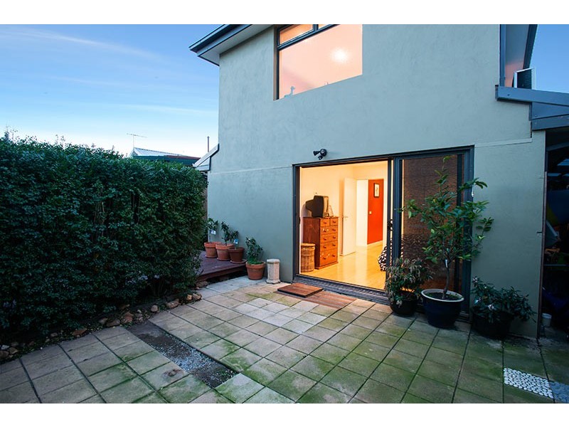 20 Empress Avenue, Kingsville VIC 3012