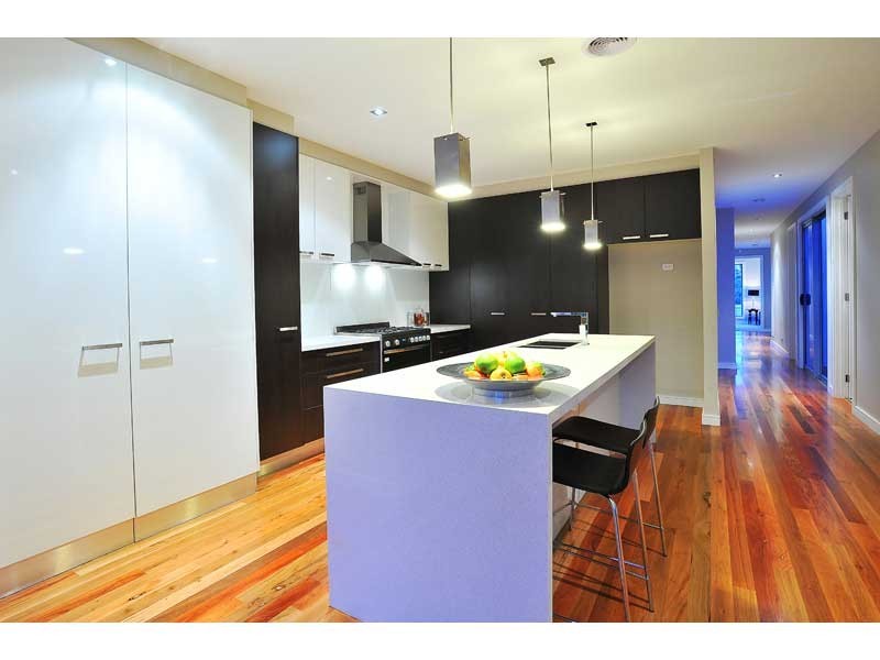 18 Jeffrey Avenue, Altona North VIC 3025