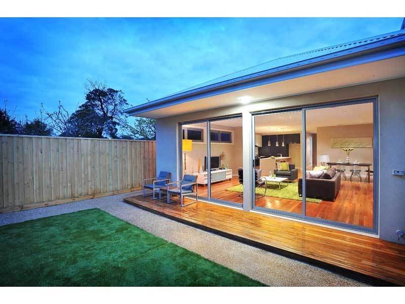 18 Jeffrey Avenue, Altona North VIC 3025