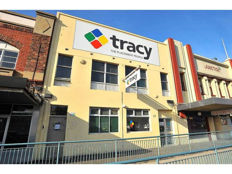 17 Hall Street, Newport VIC 3015