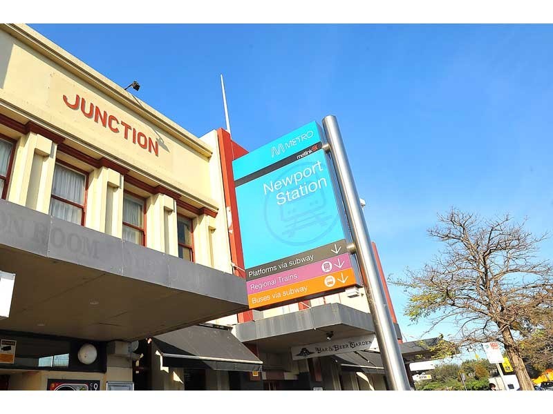 17 Hall Street, Newport VIC 3015