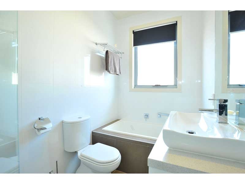 34 Kernot Street, Spotswood VIC 3015