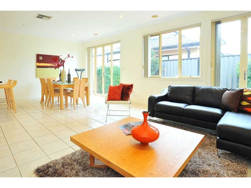 19 Kingham Street, Newport VIC 3015