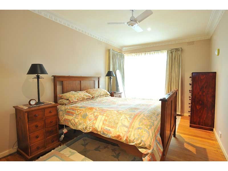 4 Watson Court, Altona VIC 3018