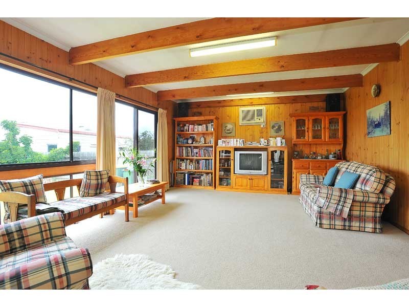 143 Mills Street, Altona North VIC 3025