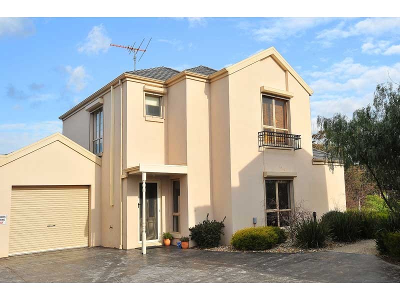 4/8-10 Coop Street, Werribee VIC 3030