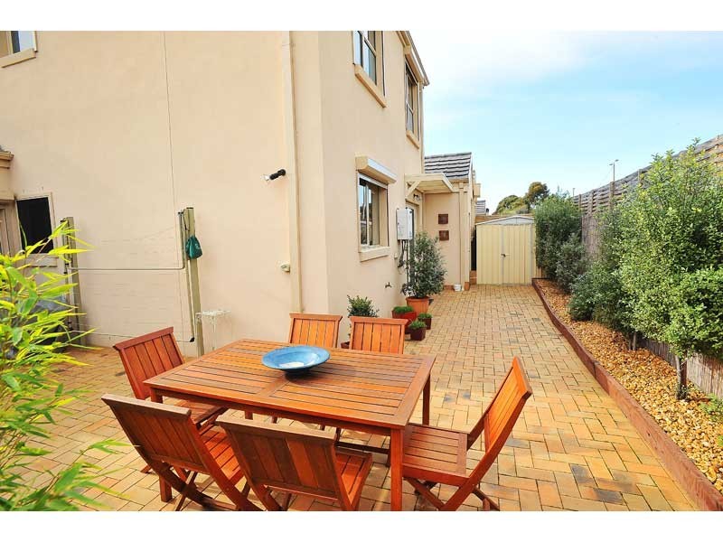 4/8-10 Coop Street, Werribee VIC 3030