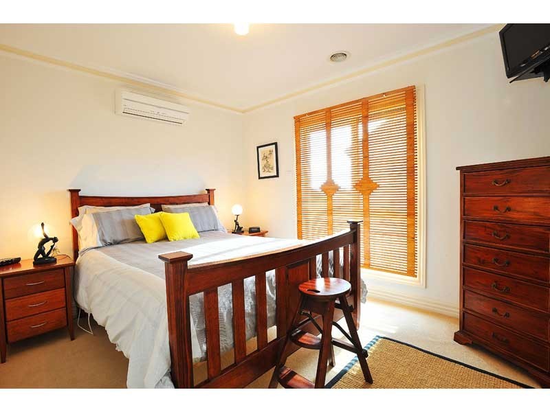 4/8-10 Coop Street, Werribee VIC 3030