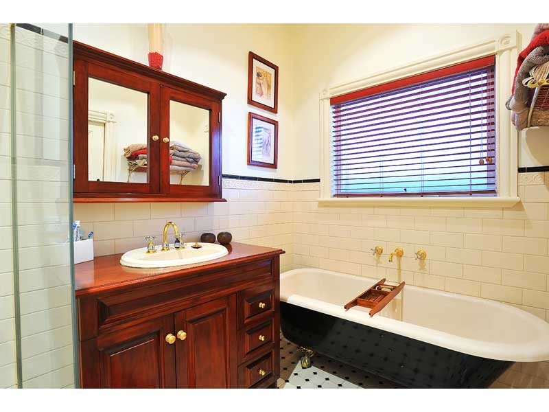 160 Williamstown Road, Kingsville VIC 3012