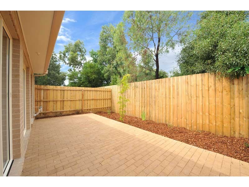 4A Fourth Avenue, Altona North VIC 3025