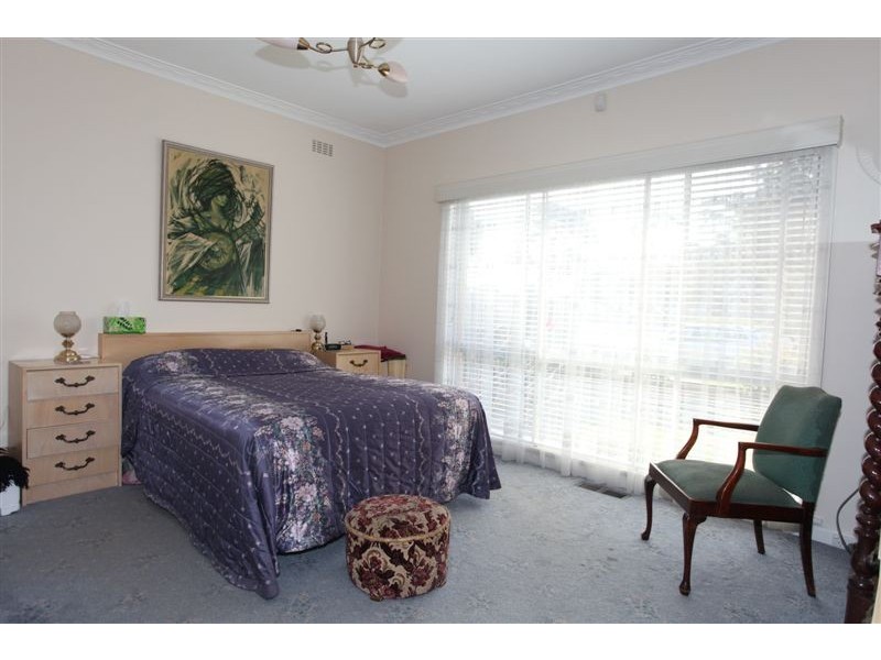 613 Geelong Road, Brooklyn VIC 3012