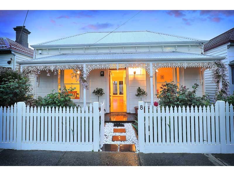 8 La trobe Street, Newport VIC 3015