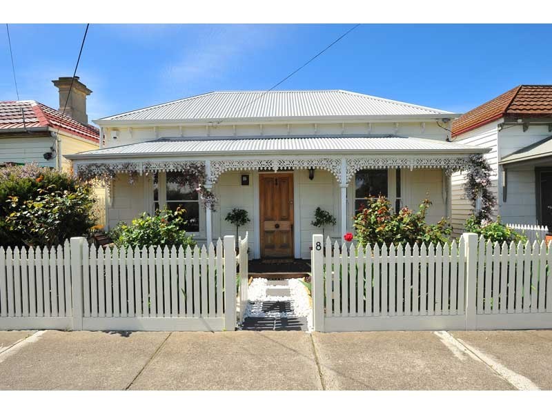 8 La trobe Street, Newport VIC 3015