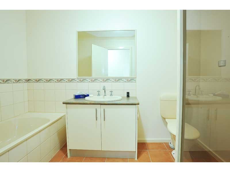 1,2,3,8/285 Derrimutt Road, Hoppers Crossing VIC 3029