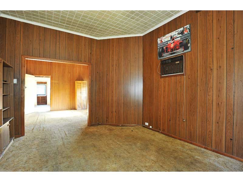 33 Robbs Road, West Footscray VIC 3012