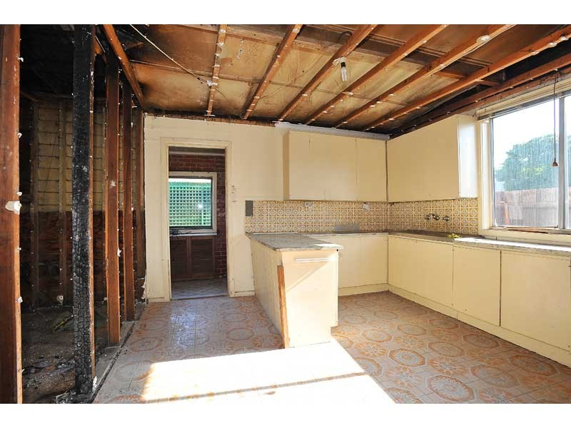 33 Robbs Road, West Footscray VIC 3012