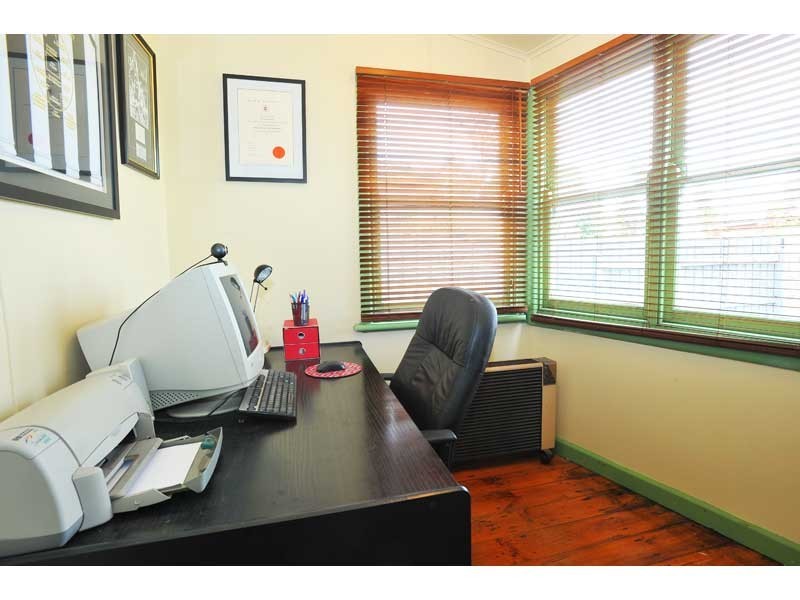 129 Blackshaws Road, Newport VIC 3015