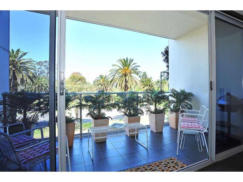 3/182 Albert Road, South Melbourne VIC 3205