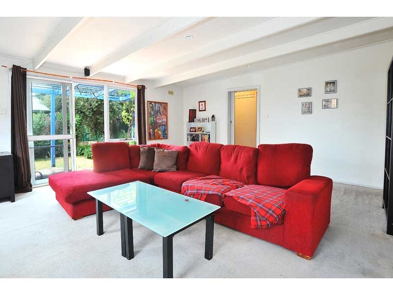 8 Reed Street, Spotswood VIC 3015