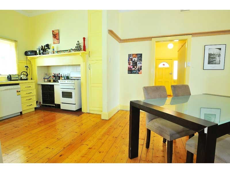 8 Reed Street, Spotswood VIC 3015