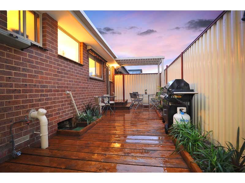 2/667 Barkly Street, West Footscray VIC 3012