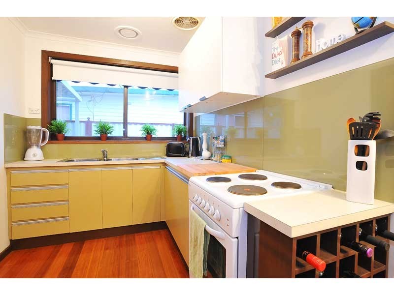 2/667 Barkly Street, West Footscray VIC 3012