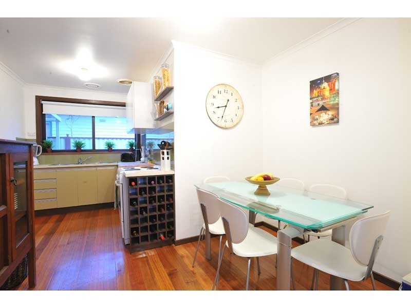 2/667 Barkly Street, West Footscray VIC 3012