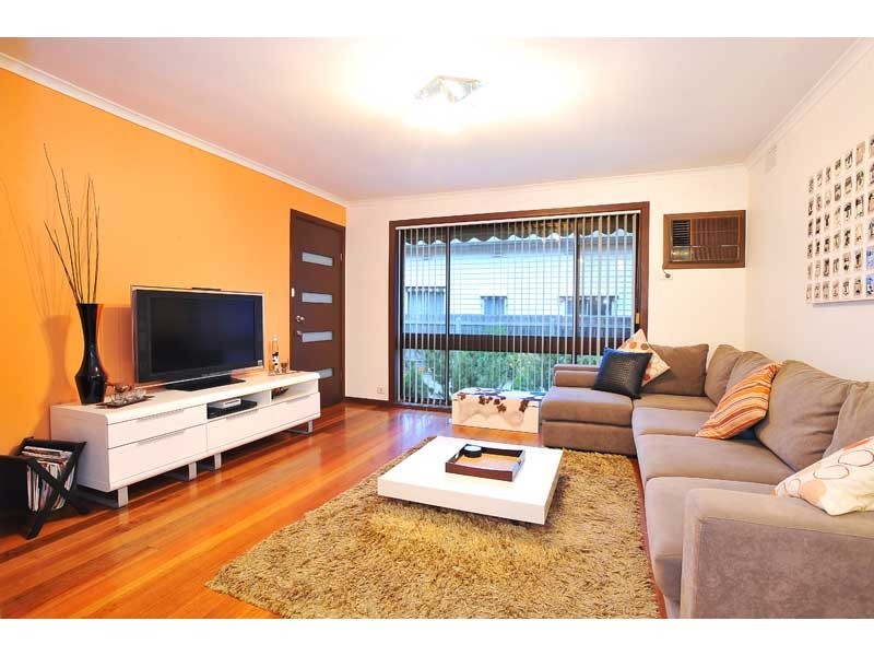 2/667 Barkly Street, West Footscray VIC 3012