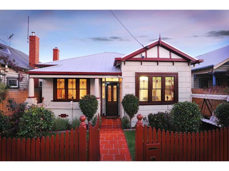 249 Geelong Road, Kingsville VIC 3012