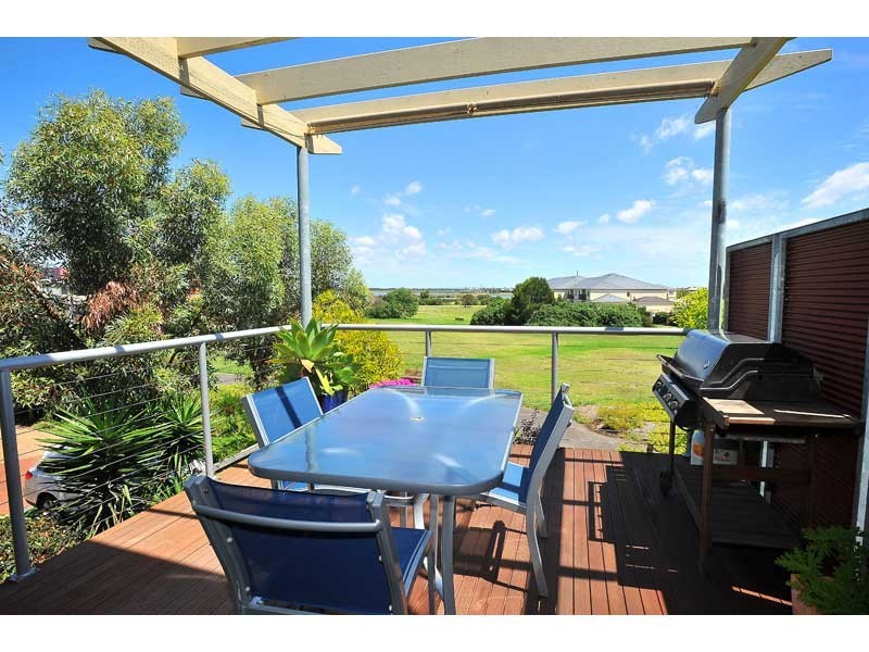 6 Williams Bay Grove, Williamstown VIC 3016