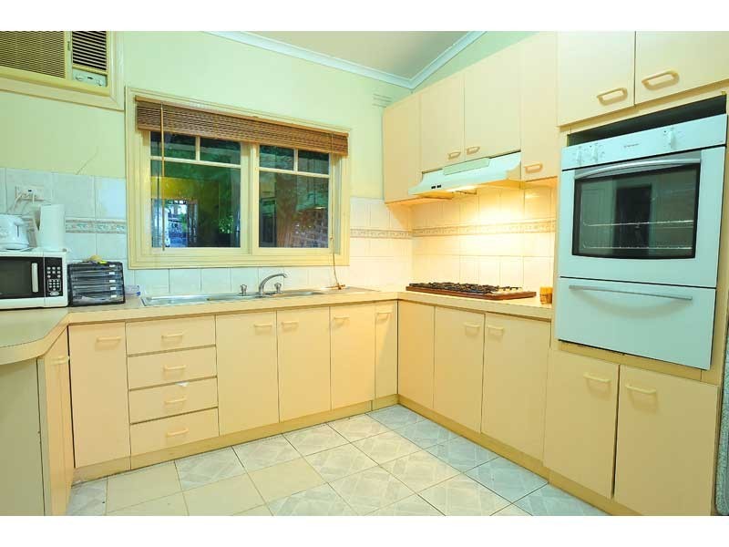 57 Charles Street, Seddon VIC 3011