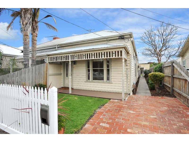 83 River Street, Newport VIC 3015