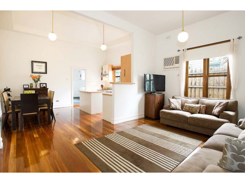 83 River Street, Newport VIC 3015