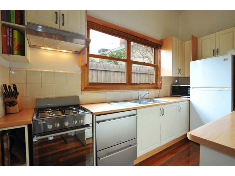 83 River Street, Newport VIC 3015