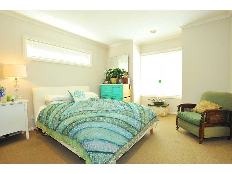 1/69 Hansen Street, Altona North VIC 3025