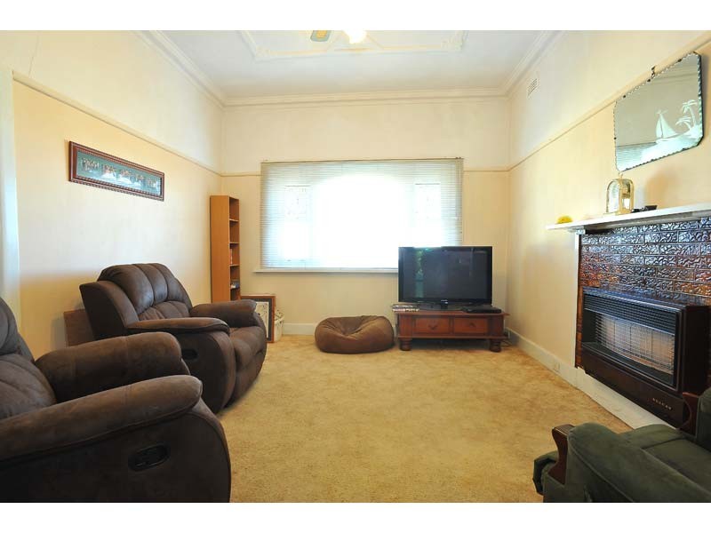 90 Rupert Street, West Footscray VIC 3012