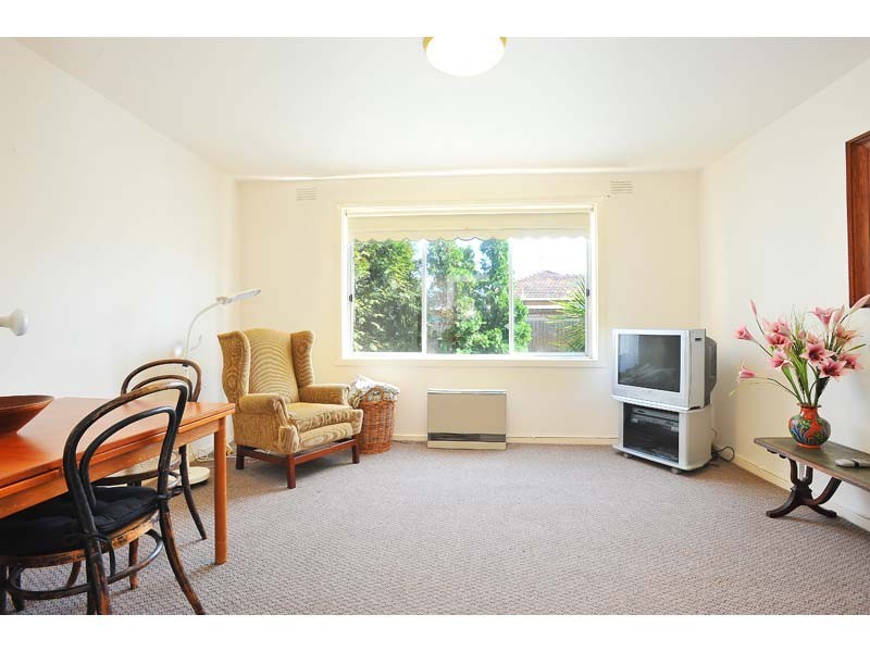 2/221 Blackshaws Road, Altona North VIC 3025