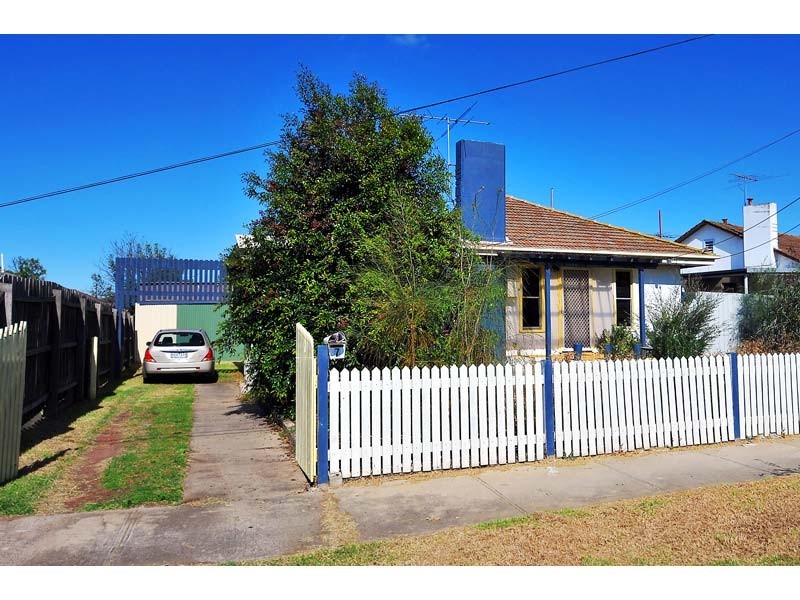 7 Lily Street, Braybrook VIC 3019