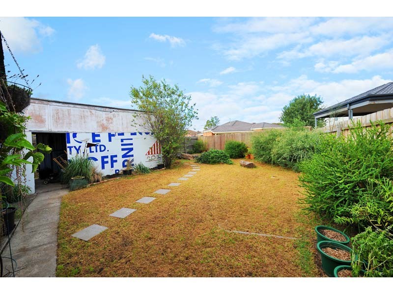 7 Lily Street, Braybrook VIC 3019