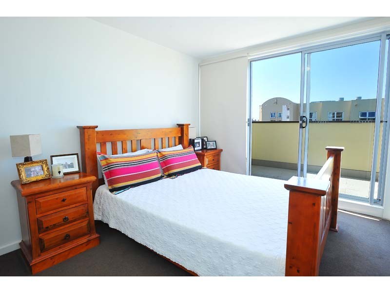 102/115 – 117 Pier Street, Altona VIC 3018