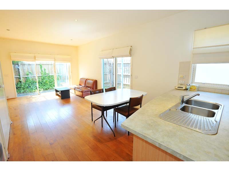 2/4 Florence Street, Williamstown VIC 3016