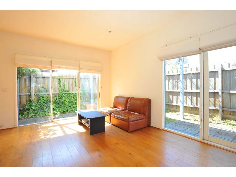 2/4 Florence Street, Williamstown VIC 3016