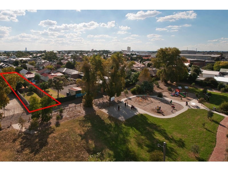 13 Kingsville Street, Kingsville VIC 3012