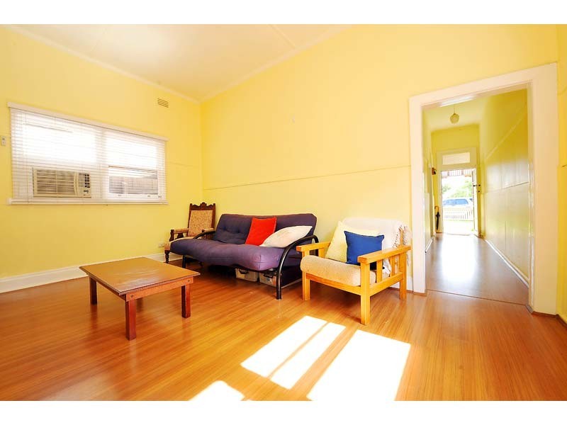 13 Kingsville Street, Kingsville VIC 3012