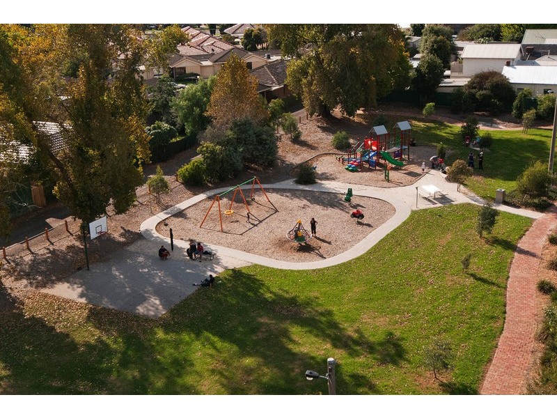 13 Kingsville Street, Kingsville VIC 3012