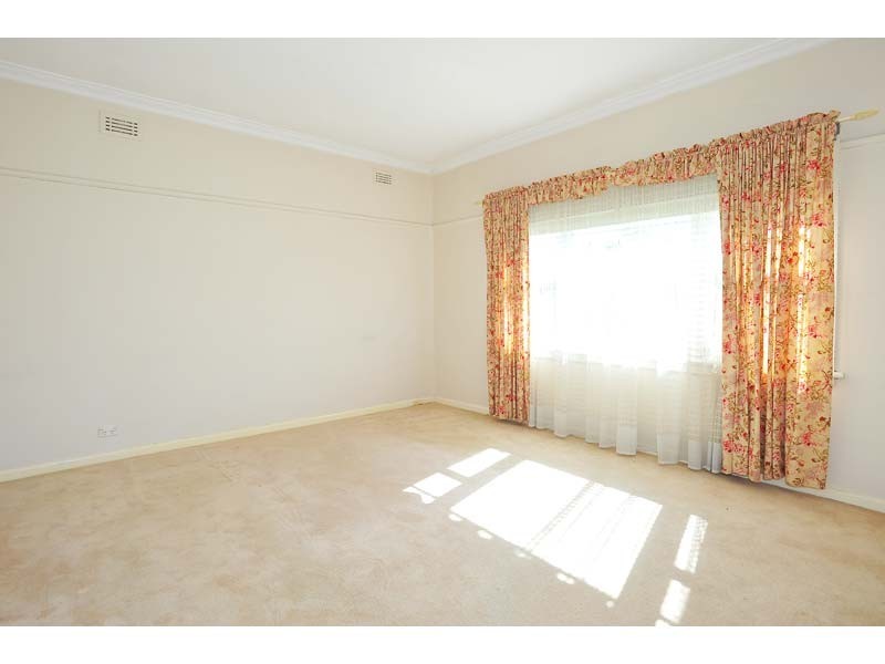 11 Finlay Street, Yarraville VIC 3013